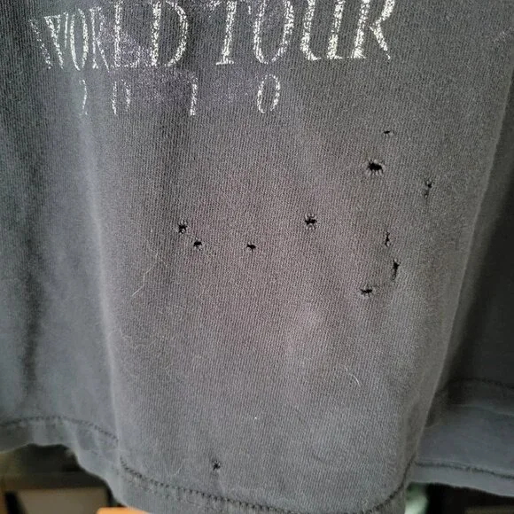 SCORPIONS Get Your Sting And Blackout 2010 Tour T-Shirt Size Large - Picture 3 of 4